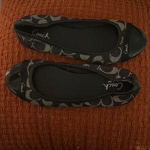 Coach flats